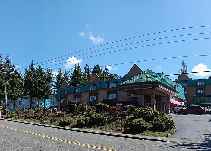 Sutton Suites Hotel SeaTac